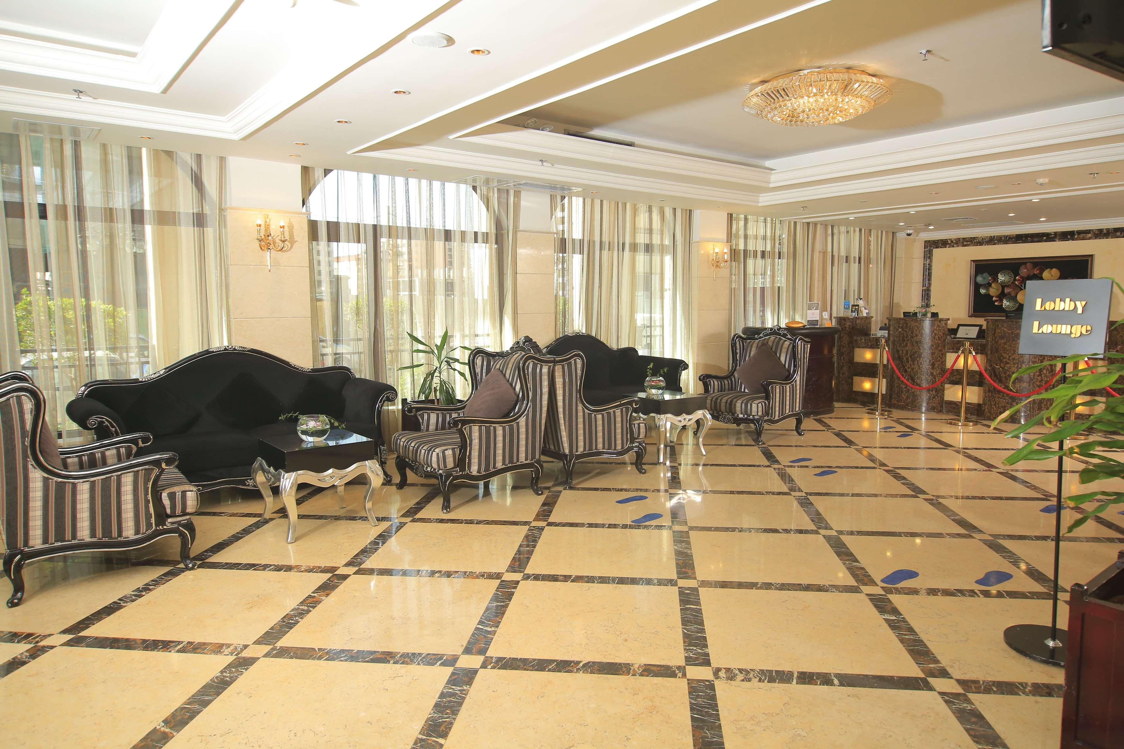 Golden Tulip Addis Ababa Otel Dış mekan fotoğraf